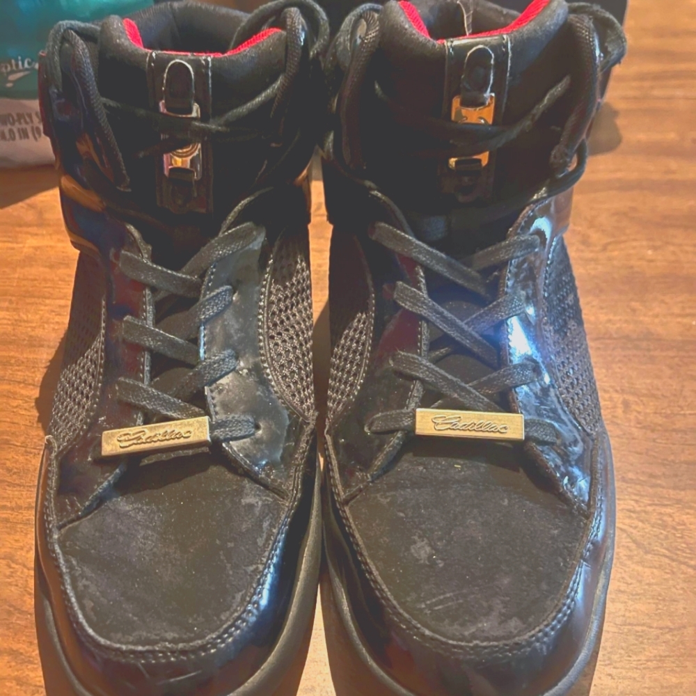 Men's Cadillac Shoes size 11 Good used condition with some imperfections.